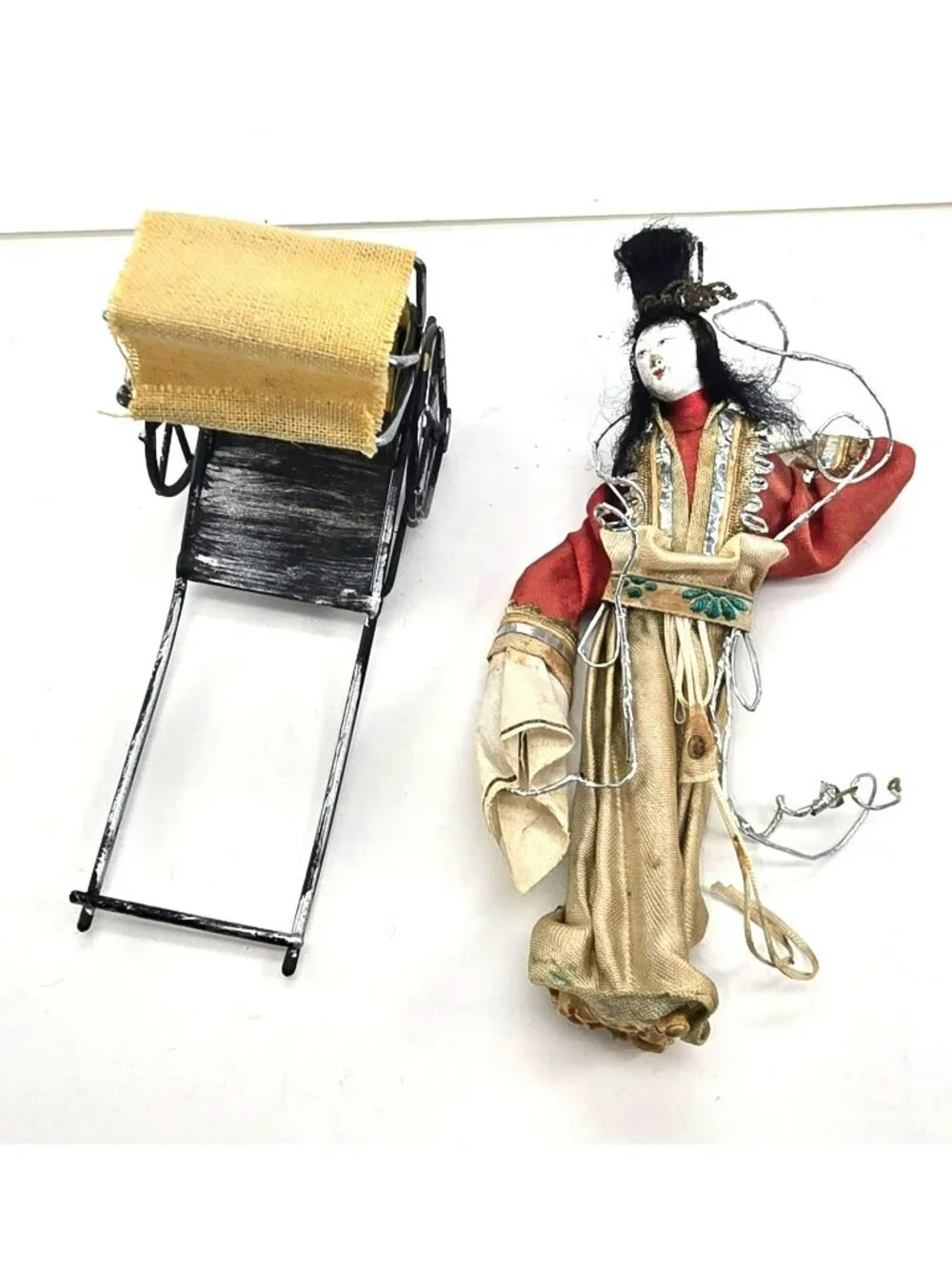 Vintage Japanese Geisha Doll With Rickshaw Figurine Set JE307